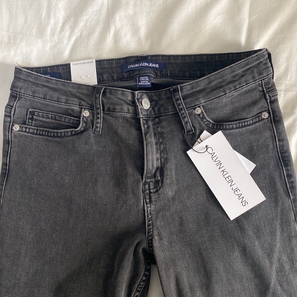 Calvin Klein Jeans - Mid Rise Super Skinny - Grey Jeans - Size 30 × 30 - Picture 5 of 6
